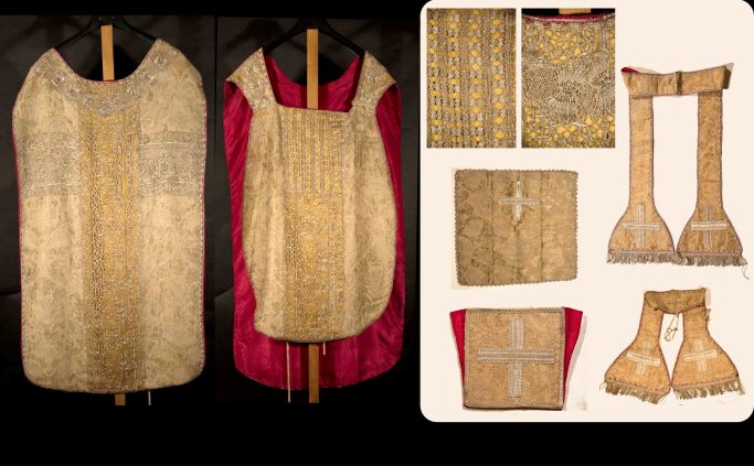 XVIIe siècle Ornement liturgique de Mgr Godeau en satin jaune recouvert d’une dentelle de fils d’or et d’argent