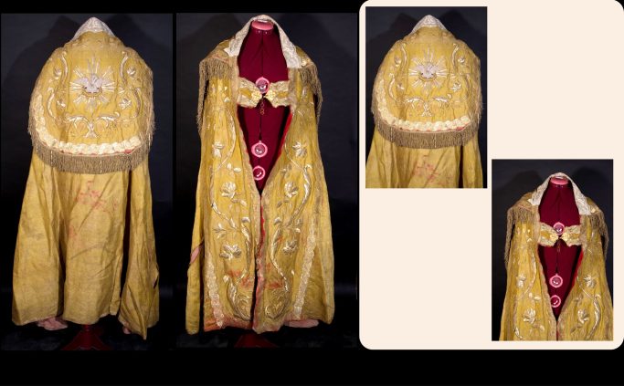 XIXe siècle Chape jaune avec broderie des rinceaux, du pélican et du galon en argen